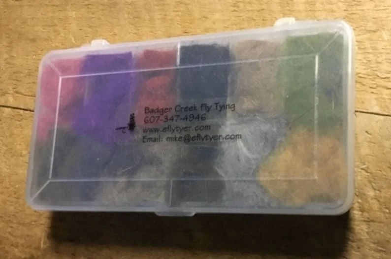 Badger Creek Catskill Rabbit Dubbing Assortment-Dispenser 3 Badger Creek Catskill Rabbit Dubbing Assortment-Dispenser