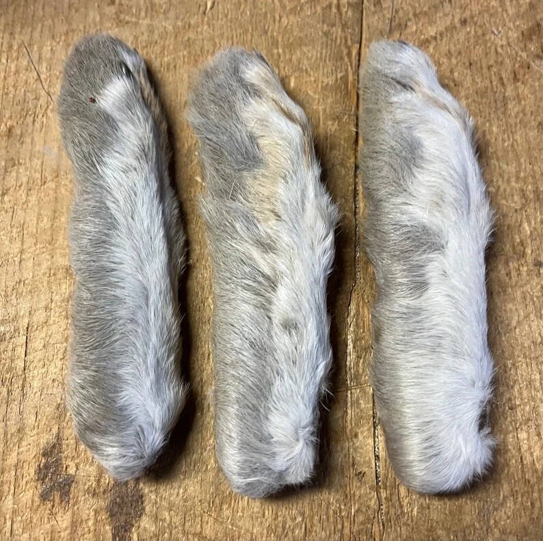 Wapsi Snowshoe Feet Natural, Bleached And Dyed ( Pairs ) 5 Wapsi Snowshoe Feet Natural, Bleached And Dyed ( Pairs ) - Image 3