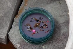 Fishpond Shallow Magnetic Fly Puck 8 Fishpond Shallow Magnetic Fly Puck -Fly Fishing Equipment Shop mag puck2