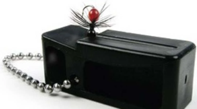 Anglers Image Magnetic Fly Threader 3 Anglers Image Magnetic Fly Threader