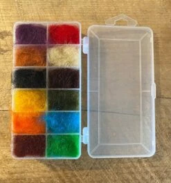 Badger Creek Real Seal Fur Dubbing Fur Assortment-Dispenser