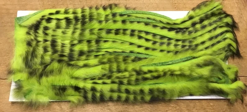 Wapsi Barred Tanned Rabbit 1/2 Pelt Zonkered ( Barred Bunny Saddles ) 3 Wapsi Barred Tanned Rabbit 1/2 Pelt Zonkered ( Barred Bunny Saddles )